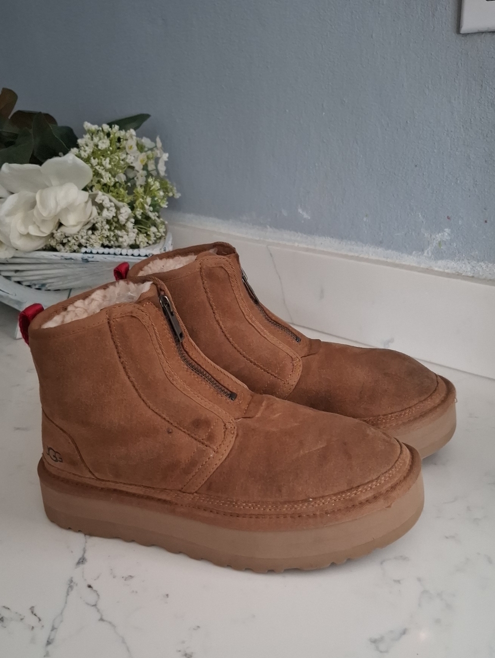 UGG Platform Womens Chestnut Zip-Front Shearling Ankle Boot